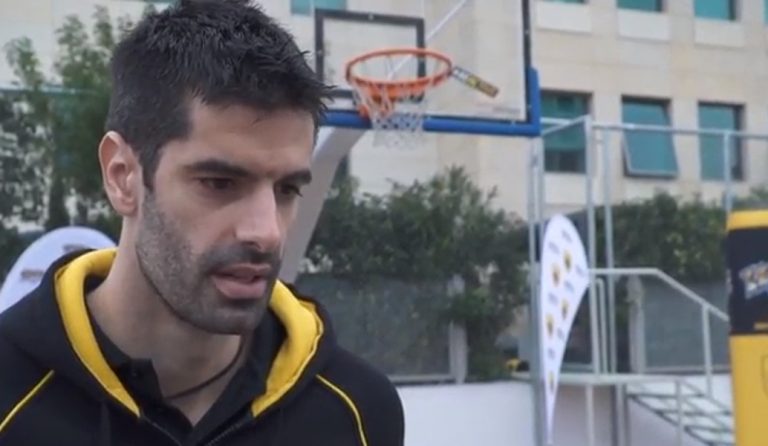 Σάκοτα στον ΟΠΑΠ: “Ευτυχώς δεν σκέφτηκα τίποτα στο τρίποντο. Άμα σκέφτεσαι συνήθως χάνεις τα σουτ” (vid)
