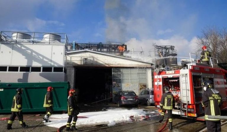 Ιταλία: Έκρηξη σε βιομηχανία που επεξεργάζεται απορρίμματα