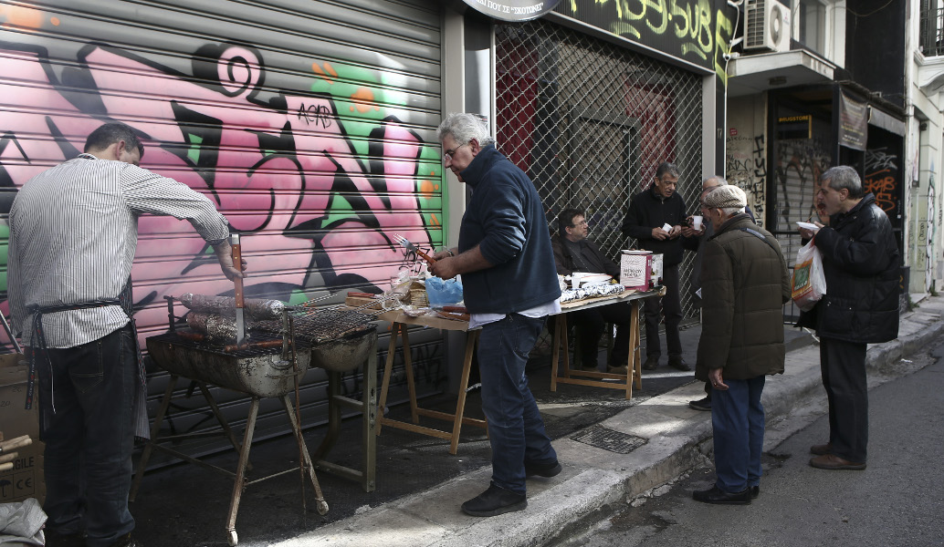 Τσικνοπέμπτη στο κέντρο της Αθήνας