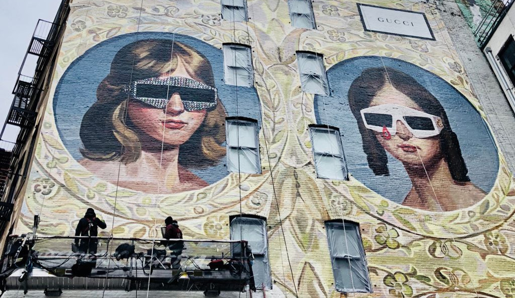 Gucci: Με δύο τεράστιες τοιχογραφίες “διακόσμησε” Νέα Υόρκη και Μιλάνο (pic)