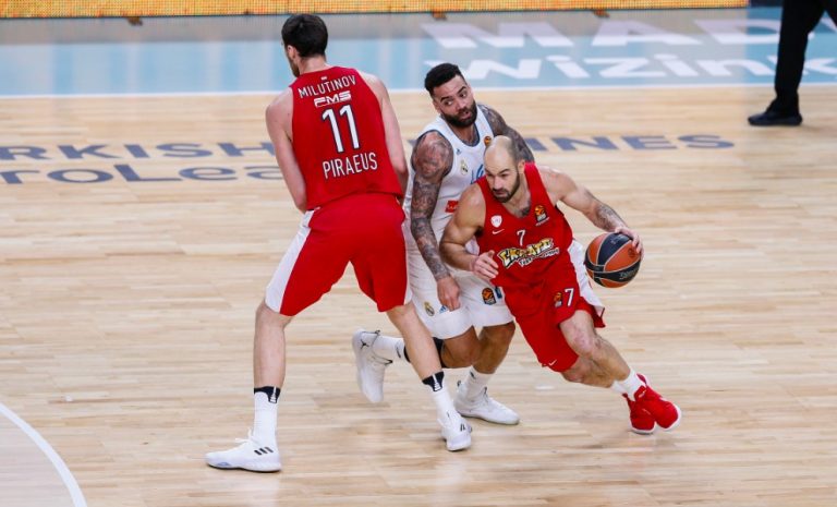 Ρεάλ Μαδρίτης – Ολυμπιακός 79-80: Θρυλική νίκη στη Μαδρίτη
