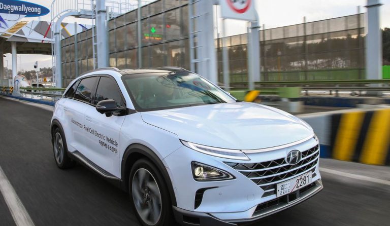 Hyundai: Κατέκτησε το «Auto Trophy 2018» ως η πιο καινοτόμος αυτοκινητοβιομηχανία