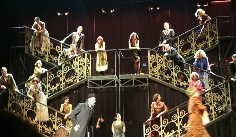Το www.pagenews.gr βρέθηκε στο Cabaret