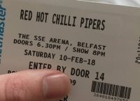 Πίστευε πως θα δει τους Red Hot Chili Peppers, αλλά… (pics)