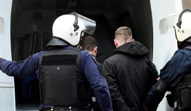 Κολωνάκι: Ελεύθεροι οι 17 από τους 18 προσαχθέντες για τα επεισόδια Ρώσων-Ουκρανών