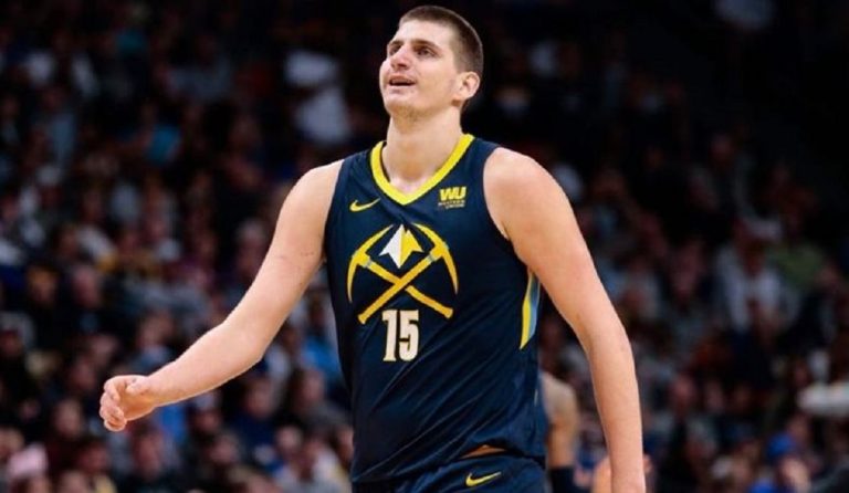 Απίστευτο ρεκόρ στο NBA: Παίκτης των Νάγκετς έκανε triple – double σε 14 λεπτά (vid)