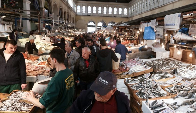 Καθαρά Δευτέρα: Πώς θα λειτουργήσουν η Βαρβάκειος και η Αγορά Καταναλωτή στου Ρέντη