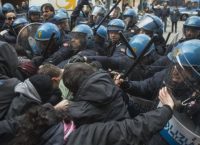 Ιταλία: Συμπλοκές μεταξύ ακροαριστερών και αστυνομίας (pics & vid)