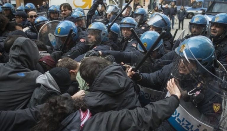 Ιταλία: Συμπλοκές μεταξύ ακροαριστερών και αστυνομίας (pics & vid)