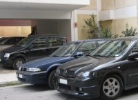 Μόνο για ιδιοκτήτες οι πιλοτές των πολυκατοικιών