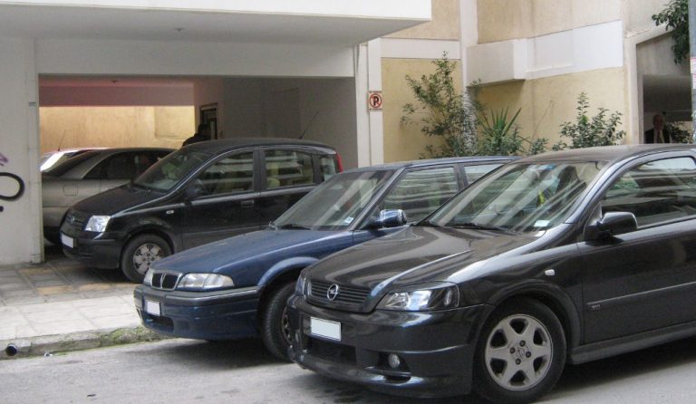 Μόνο για ιδιοκτήτες οι πιλοτές των πολυκατοικιών