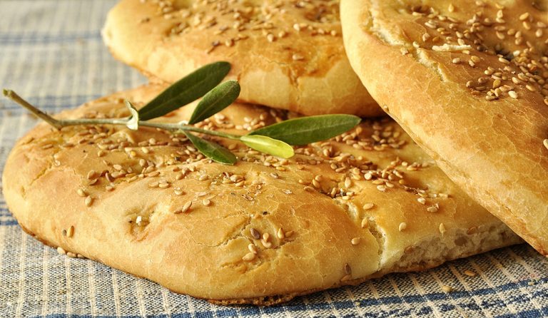 Λαγάνα: Γιατί την τρώμε την Καθαρά Δευτέρα