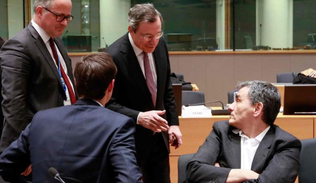 “Θερμό” επεισόδιο στο Eurogroup: Ένταση μεταξύ Τσακαλώτου-Ντράγκι για τους πλειστηριασμούς