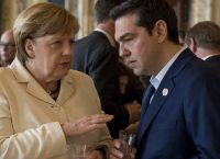 Συντάξεις: Η Μέρκελ φέρεται να αλλάζει γνώμη – Οι όροι της για να μην κοπούν