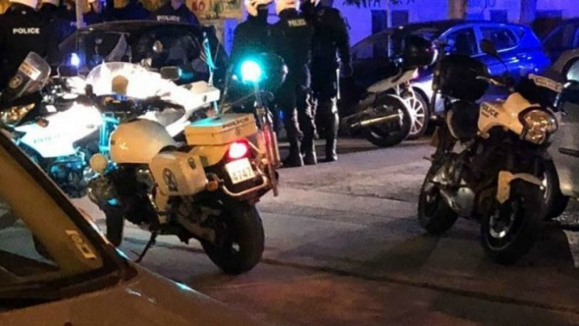 Οπαδοί του ΠΑΟΚ στην ”Αυτόνομη Θύρα 10” του Ηρακλή (vid)