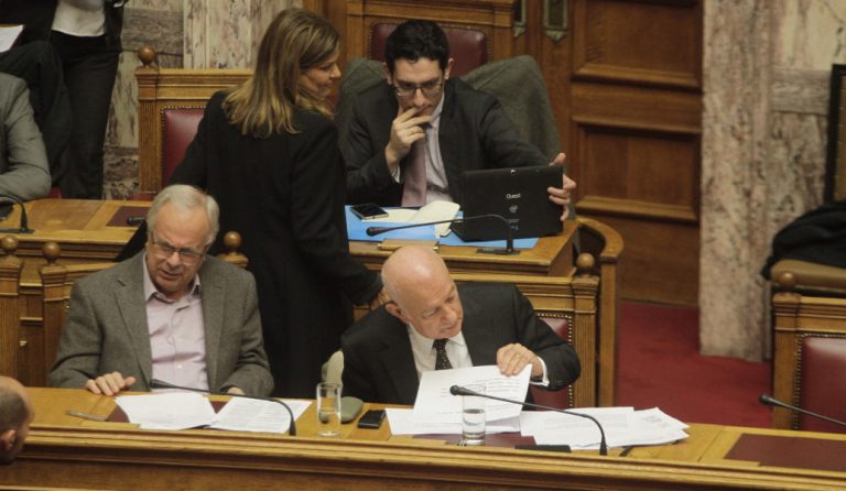 Γερμανικός τύπος: Ένα “σκανδαλάκι” με επιπτώσεις η υπόθεση Αντωνοπούλου- Παπαδημητρίου