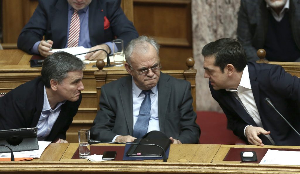 Ανασχηματισμός, χαρτοφυλάκια και τα σχόλια του γερμανικού Τύπου
