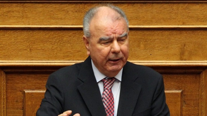 Λιποθύμησε στη Βουλή ο βουλευτής της ΝΔ Γιώργος Βαγιωνάς