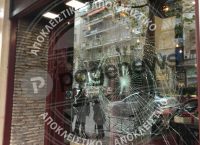 Έσπασαν τα ΕΛΤΑ και εμπορικά καταστήματα στην Πατησίων (pics & vid)