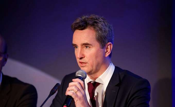 Ντέκλαν Κοστέλο: Υπάρχει κίνδυνος μη εφαρμογής των μεταρρυθμίσεων