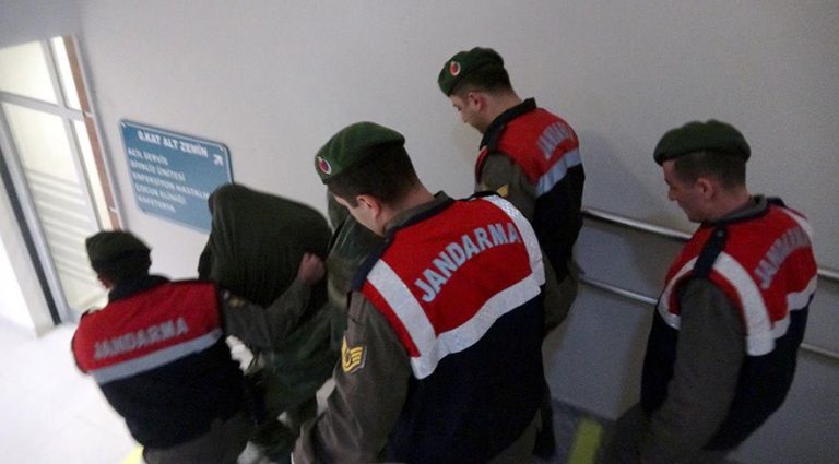Θρίλερ με την τύχη των Ελλήνων στρατιωτικών στην Τουρκία
