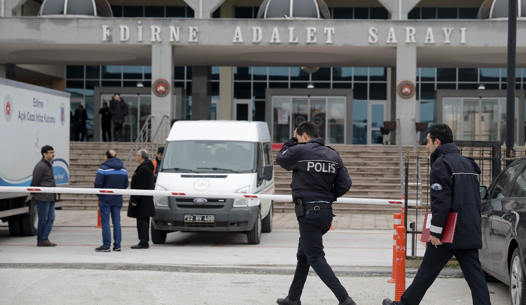 “Fake news” με τις κατηγορίες των δύο Ελλήνων στρατιωτικών