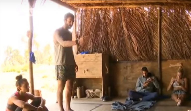 Παρ’ολίγο ξύλο στο Survivor: Άγρια κόντρα για το φαγητό στους Μαχητές (vids)