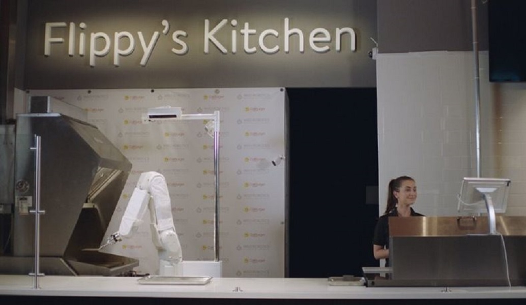 Καλιφόρνια: Έπιασε δουλειά σε φαστφουντάδικο το πρώτο ρομπότ – ψήστης (vid)