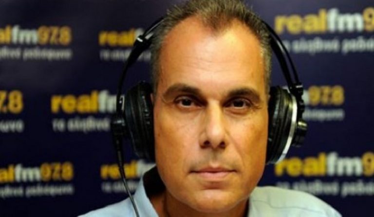 Εκτός Real FM ο Νίκος Στραβελάκης