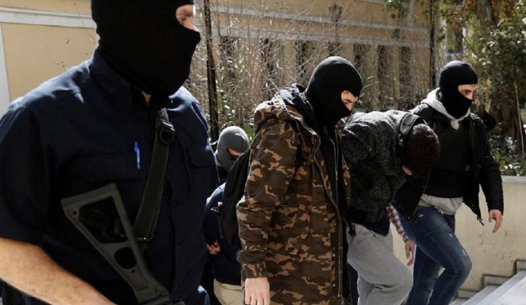 Combat 18: Η προσπάθεια καταστροφής στοιχείων και οι συνομιλίες “φωτιά”