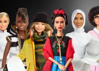 Η Barbie τιμά την Παγκόσμια Ημέρα της Γυναίκας (pics &vid)