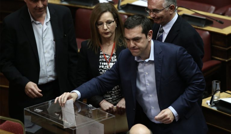 “Όχι” της Βουλής σε προανακριτική για Κουρουμπλή, Ξάνθο και Πολάκη