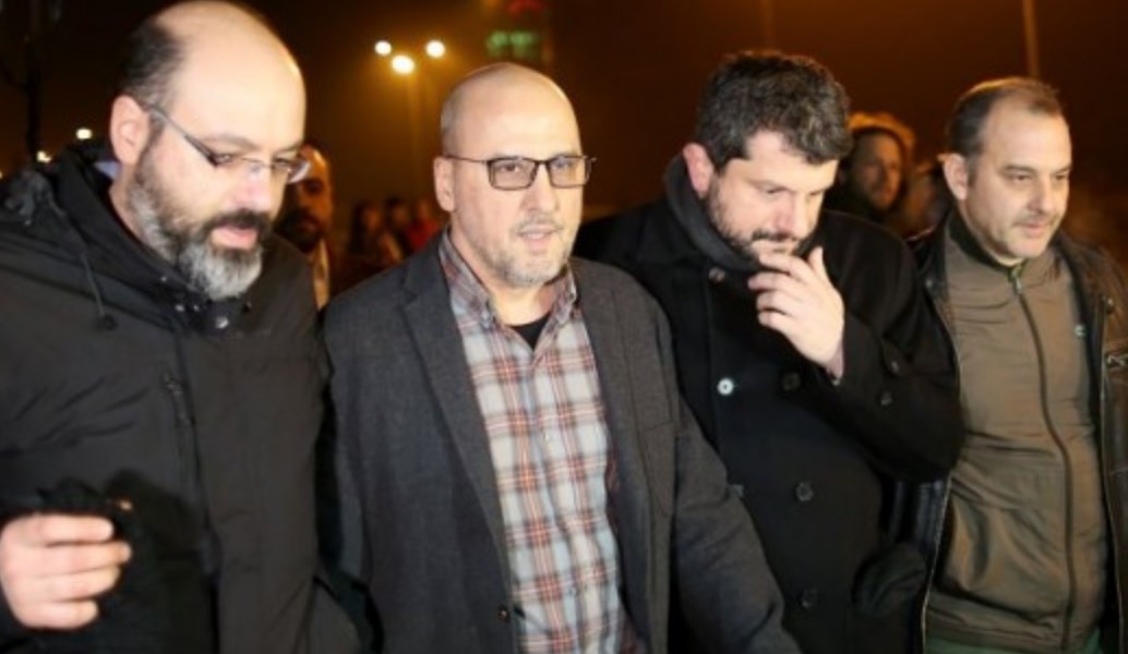 Τουρκία: Αποφυλακίστηκαν δύο από τους δημοσιογράφους της αντιπολιτευόμενης εφημερίδας Τζουμχουριέτ