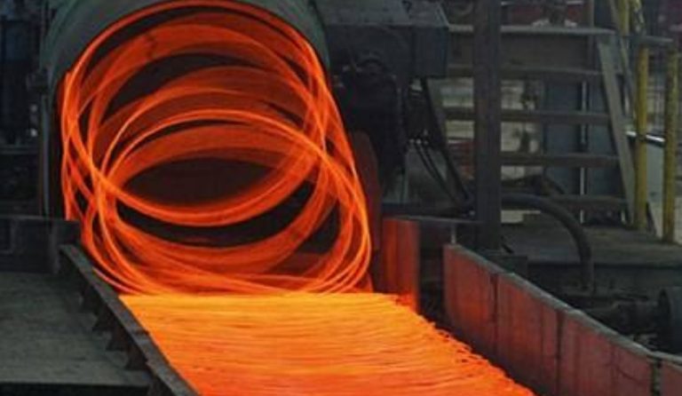 Διαχειρίσιμες οι επιπτώσεις από την απόφαση Τραμπ για τους δασμούς σε αλουμίνιο και χάλυβα