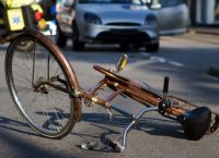 Εύβοια: Αυτοκίνητο παρέσυρε 12χρονο με το ποδήλατό του