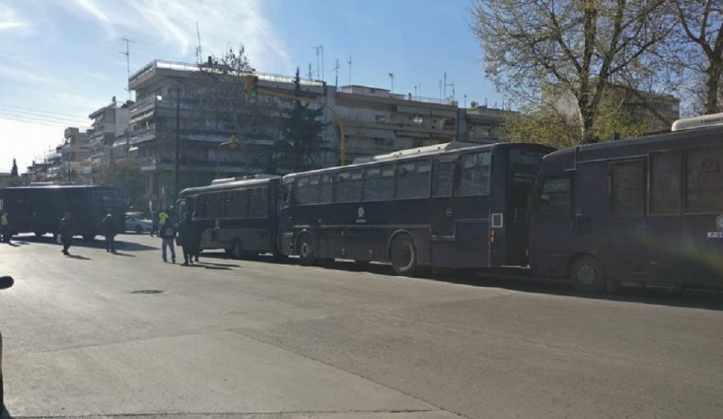 Θυμίζει… πολεμική περιοχή η Τούμπα για το ντέρμπι ΠΑΟΚ – ΑΕΚ (pics)