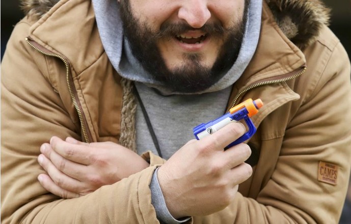 Τρολάρισμα στο ”Κλεάνθης Βικελίδης” για το πιστόλι στην Τούμπα (pic)