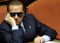 Ο Σίλβιο Μπερλουσκόνι …πρωταγωνιστής σε ταινία του Πάολο Σορεντίνο (vid)