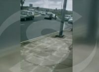 Κύπρος: Φέρετρο πέφτει από νεκροφόρα στην μέση του δρόμου (vid)