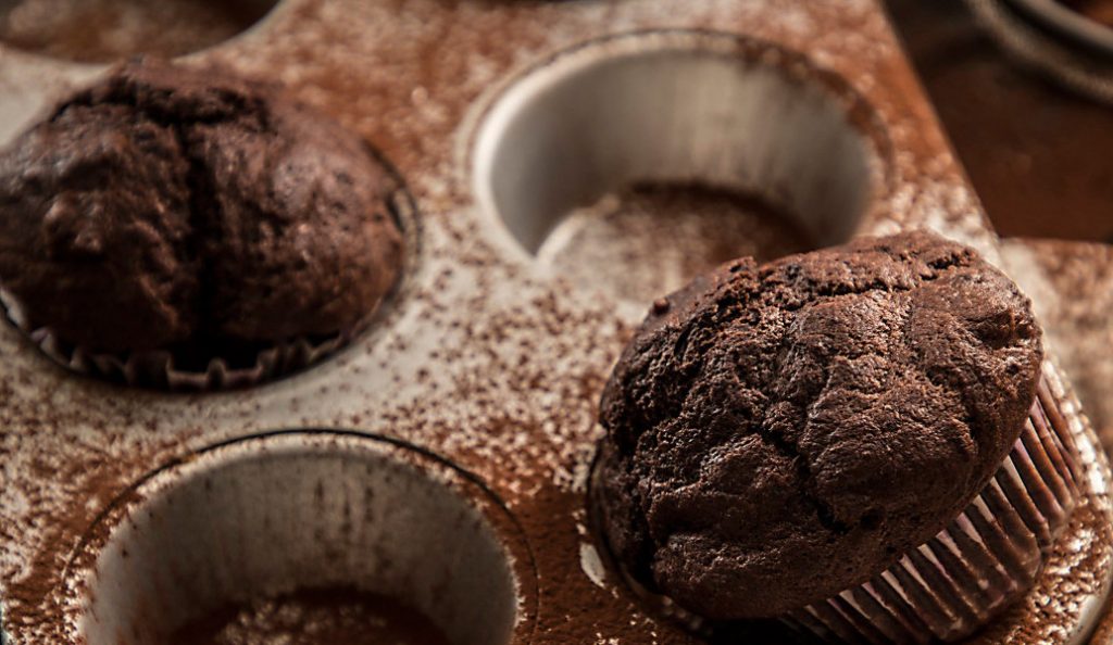 Κολασμένα muffins σοκολάτας