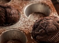Κολασμένα muffins σοκολάτας