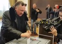 Προεδρικές εκλογές στην Ρωσία: Ο Ζεράρ Ντεπαρντιέ στο πλευρό του Πούτιν