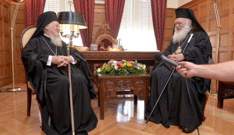 Ιερός πόλεμος Βαρθολομαίου – Ιερώνυμου για την εκκλησία στο κτήμα Προμπονά
