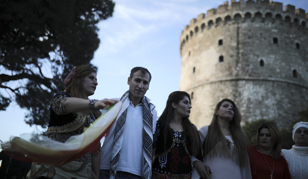 Θεσσαλονίκη: Συγκέντρωση διαμαρτυρίας Κούρδων για την εισβολή στο Αφρίν (pics & vid)