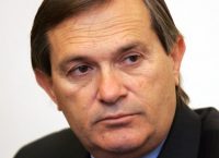 Επίθεση κουκουλοφόρων στον πρώην αρχιδιαιτητή Δημήτρη Γκρούτση