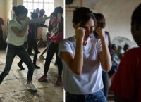 Η Βικτόρια Μπέκαμ εξασκήθηκε στο μποξ μαζί με κορίτσια από το πρόγραμμα BoxGirls στην Κένυα