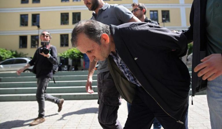 Ισόβια στον πατέρα που σκότωσε την 6χρονη κόρη του και την πέταξε στα σκουπίδια