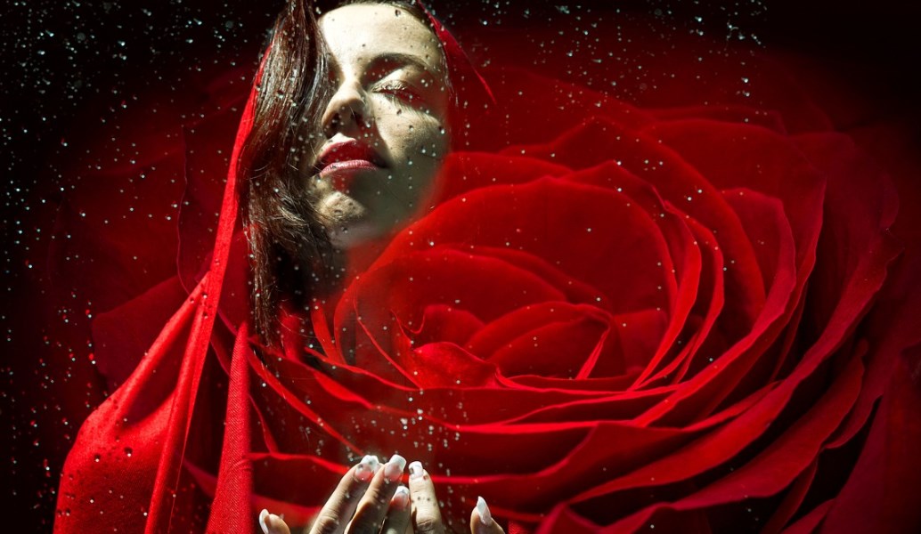 Ποια ζώδια αντέχουν να «καούν» στη φλόγα του έρωτα;