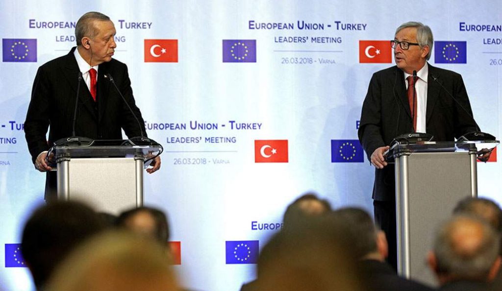 Politico για Σύνοδο Βάρνας: Ο Ερντογάν ήταν σαν τη μύγα μέσα στην σούπα