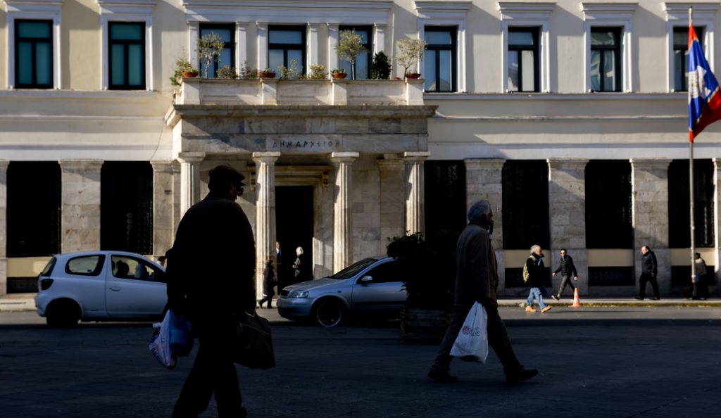 Δήμος Αθηναίων: Δεν γινόταν παρά να αποσυρθεί το ν/σ για τα ζώα συντροφιάς